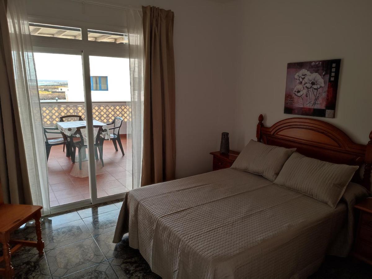 Orzola Frente Al Mar Apartment Ngoại thất bức ảnh